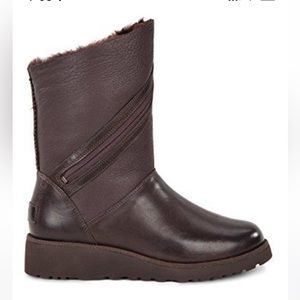 Ugg Lorna Brown Boots Like New